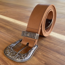 CINTURÓN MATILDE GUNMETAL · CORREA CAFÉ