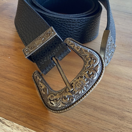 CINTURÓN MATILDE GUNMETAL · CORREA COLOR NEGRO