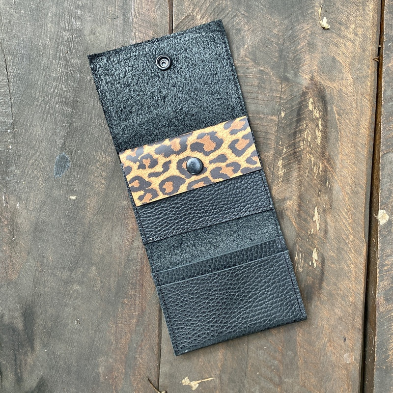 B I L L E T E R A · TRALUÑÉ NEGRO/LEOPARDO