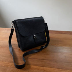 · BANDOLERA BLACK ·