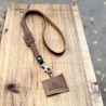 LANYARD · CAFÉ + DET. NEGRO
