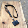 LANYARD · NEGRO
