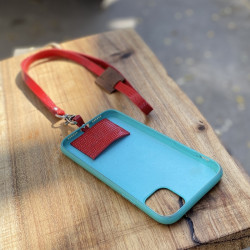 LANYARD · ROJO RICHATO