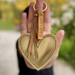 LLAVERO CORAZON DORADO ☀️